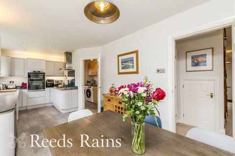 5 bedroom detached house for sale, Scholars Close, Cheshire SK10