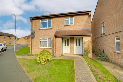 2 bedroom maisonette for sale, Waveney Road, St. Ives