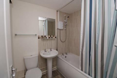 undefined, London Road, Overton RG25