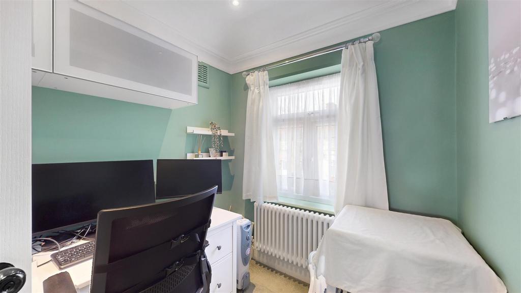 Bedroom 3.jpg