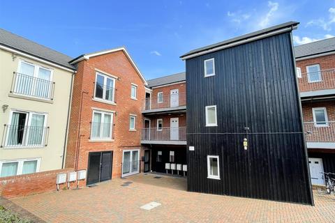undefined, Bluebell Court, Linslade