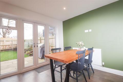 3 bedroom end of terrace house for sale, Montreal Close, Farnborough GU14