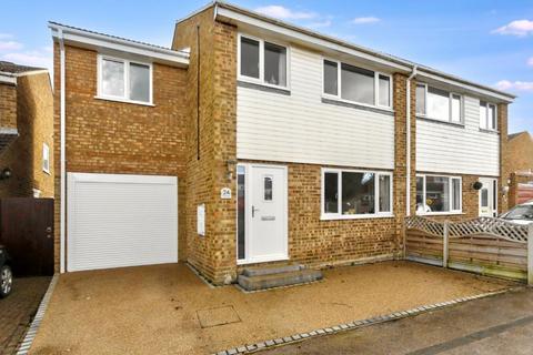 undefined, Brookmead, Meppershall
