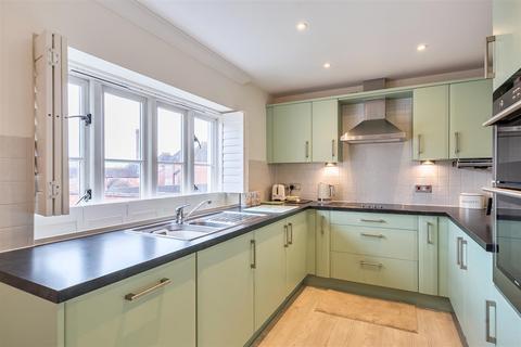 undefined, Elizabeth Drive, Banstead