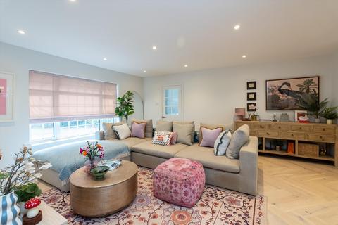 undefined, Twinoaks, Cobham, Surrey KT11