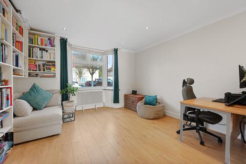 5 bedroom semi-detached house for sale, Belvue Road, Northolt, UB5