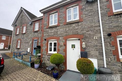 Heol Gruffydd, Pontypridd, Rhondda Cynon Taff, CF37