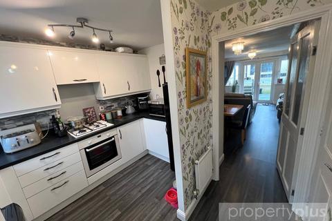 undefined, Heol Gruffydd, Pontypridd, Rhondda Cynon Taff, CF37