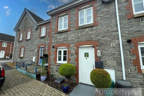 undefined, Heol Gruffydd, Pontypridd, Rhondda Cynon Taff, CF37