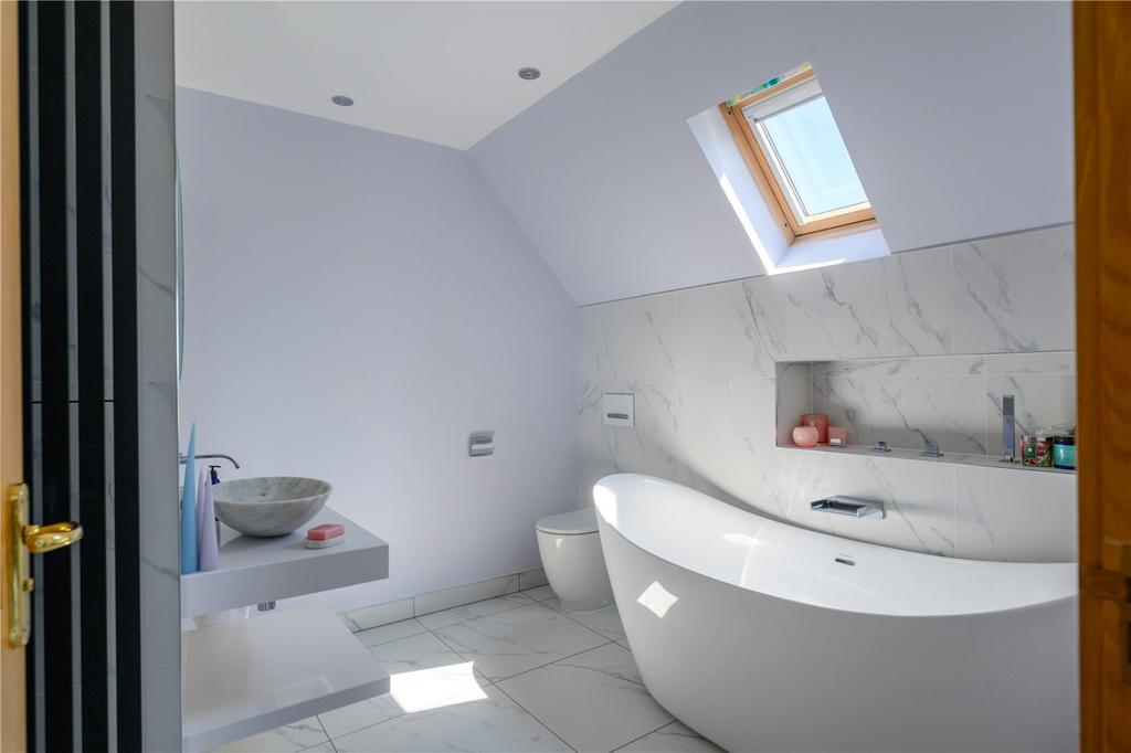 En Suite 1