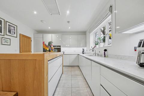 5 bedroom detached house for sale, Torbay Farm, Southampton SO32