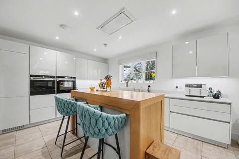 5 bedroom detached house for sale, Torbay Farm, Southampton SO32