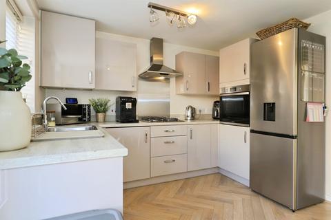2 bedroom semi-detached house for sale, Clover Avenue, Lea Castle, KIDDERMINSTER