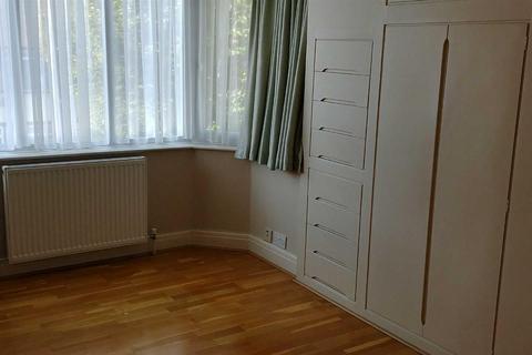 undefined, Westbury Avenue, Southall