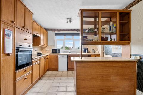 2 bedroom detached bungalow for sale, Cleeve Road, Evesham WR11
