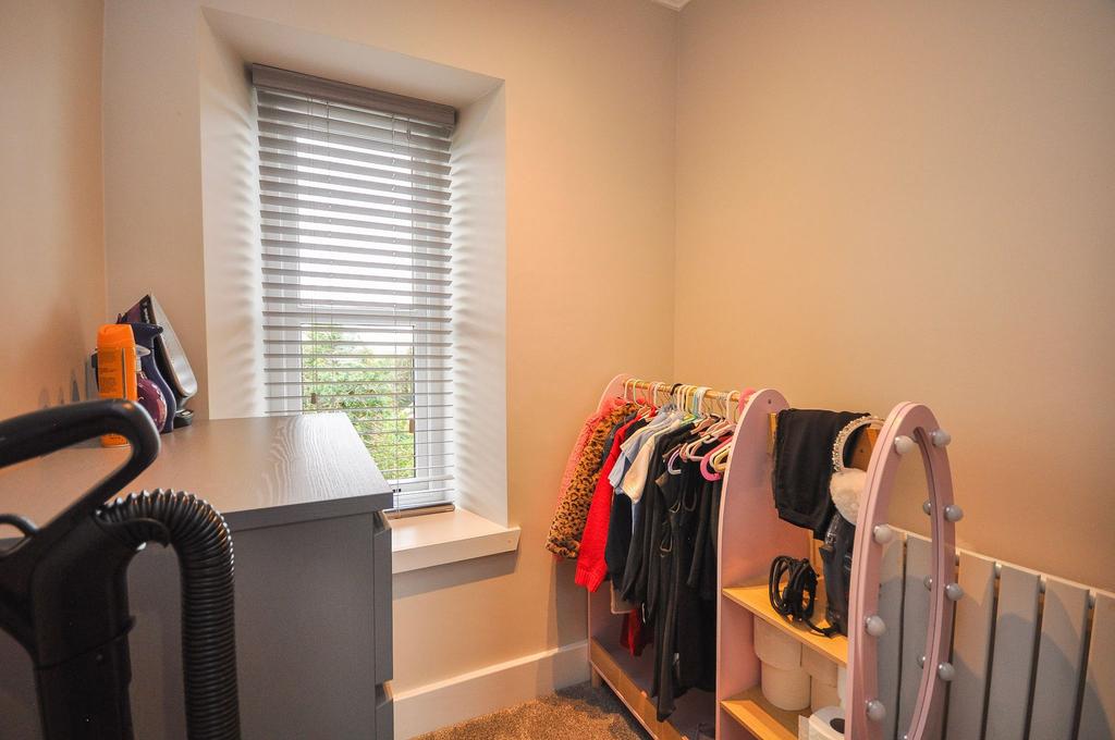 Dressing room/ Study