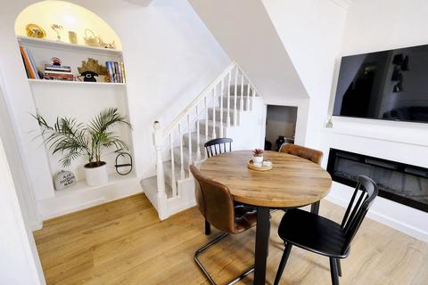 2 bedroom cottage for sale, 28 Roseville Street, Jersey JE2