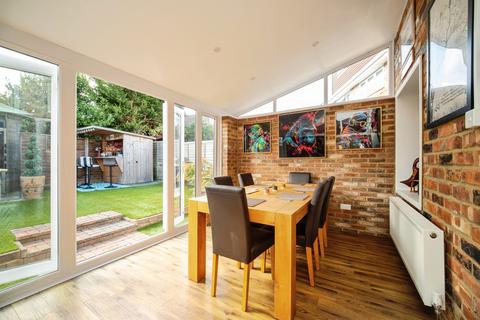 undefined, Larkfield, Chineham, Basingstoke