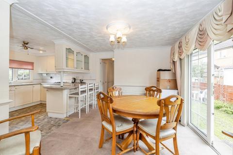 3 bedroom park home for sale, Bushey Hall Drive, Bushey