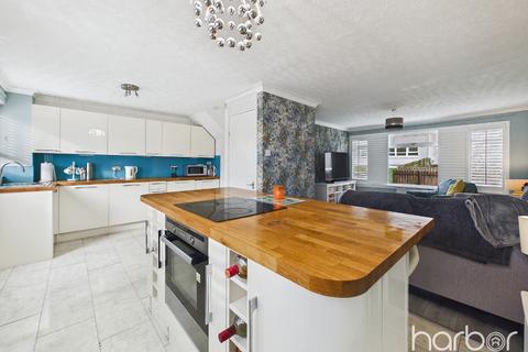 undefined, Mosspath, Baillieston, Glasgow, City Of Glasgow, G69 7DA