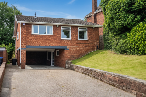 3 bedroom detached house for sale, The Drive, Halesowen B63