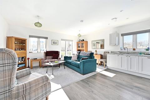 undefined, Lake Avenue, Camberley GU16