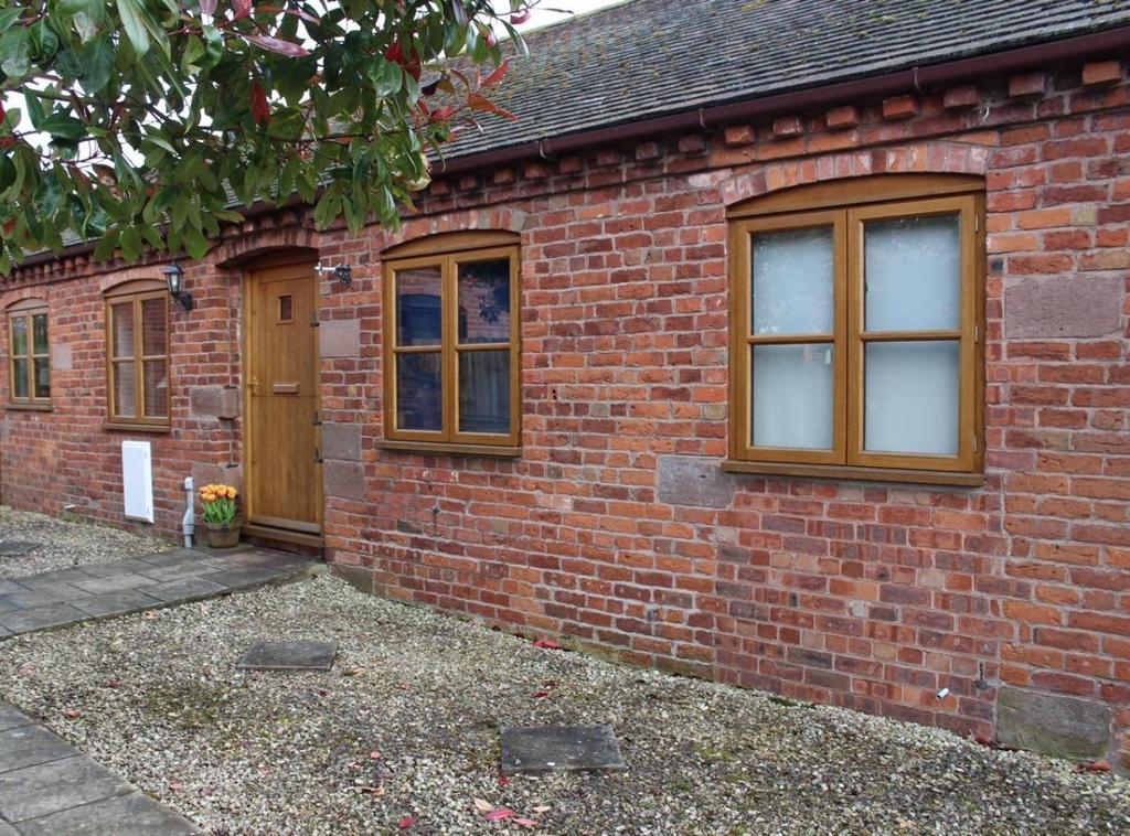 3 Bed Unfurnished Terraced