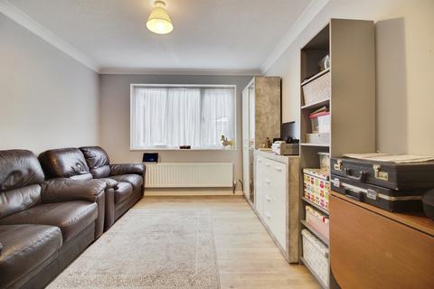 4 bedroom semi-detached house for sale, Sweet Briar, Welwyn Garden City