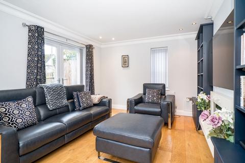 undefined, Fullerton Close, Markyate, AL3