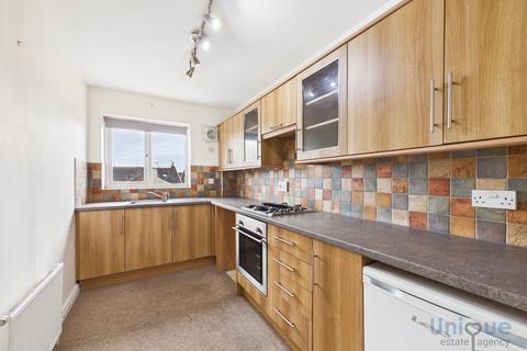 2 bedroom apartment for sale, 24 St. Thomas Court, Lytham St. Annes, FY8