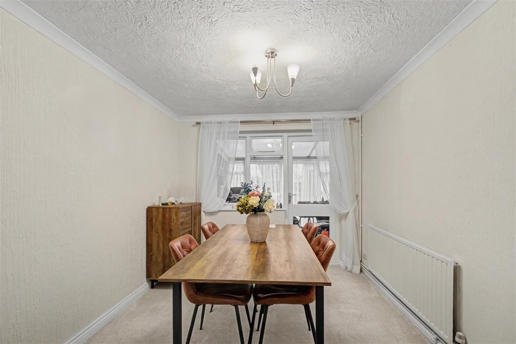 Dining Room.jpeg