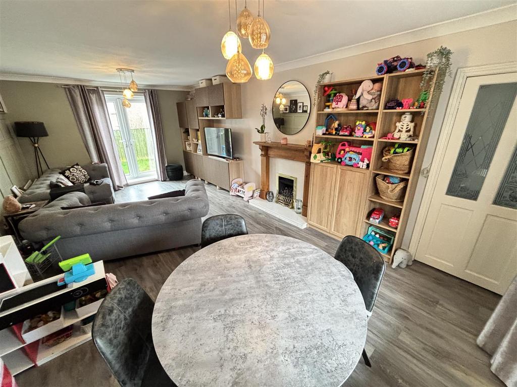 Open Plan Living and Dining Room