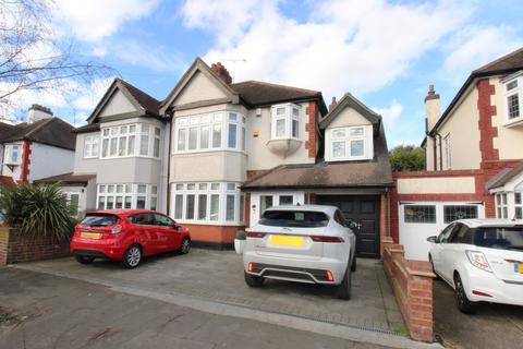 Cranston Park Avenue, Upminster RM14
