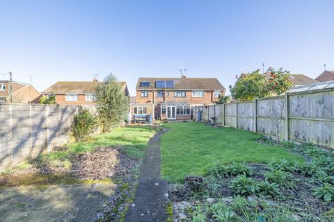 4 bedroom semi-detached house for sale, Highfield Road, Willesborough, Ashford, Kent, TN24