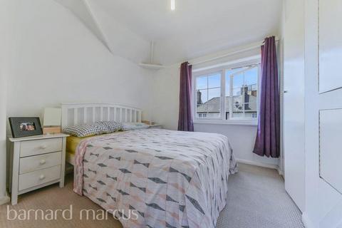 undefined, Derinton Road, London