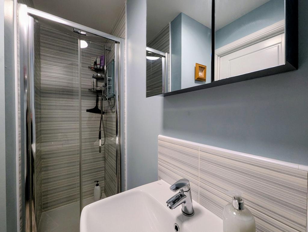 Ensuite