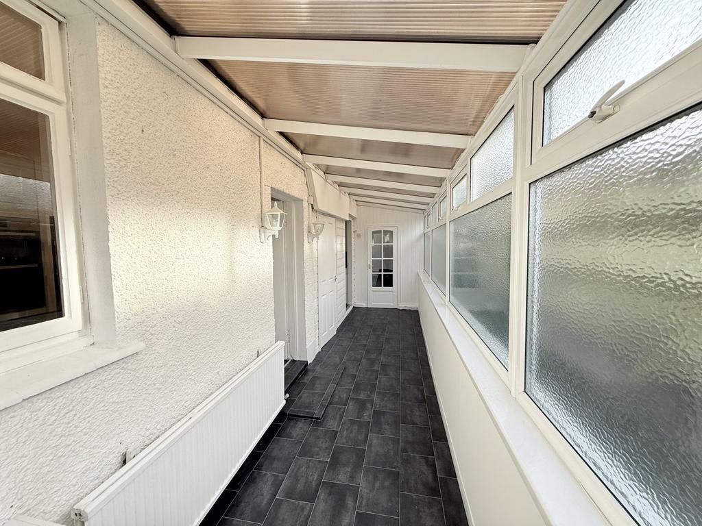 27 Abercromby Road, Castle Douglas, DG7 1 BA - Brai