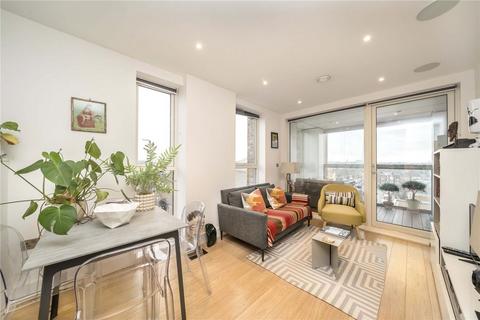 2 bedroom flat to rent, Stockwell Park Walk, London SW9