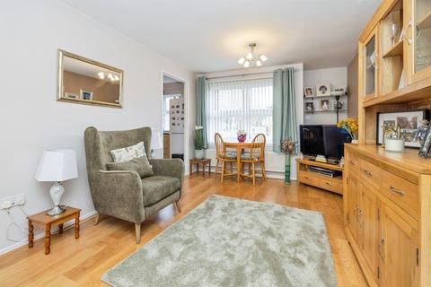 1 bedroom ground floor flat for sale, Lower High Street, Watford