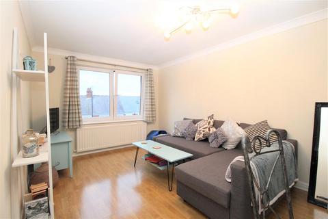 1 bedroom flat to rent, Roxburgh House, Roxburgh Terrace, Whitley Bay