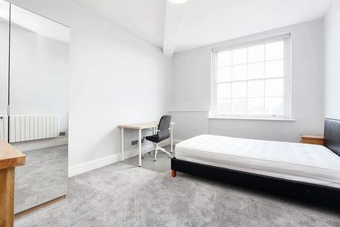 undefined, Magdalen Street, Exeter, EX2