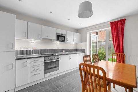 undefined, Walnut Grove, Wooburn Green, HP10