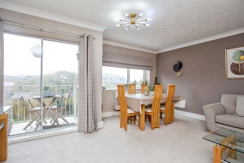 2 bedroom apartment for sale, Bushey Hall Road, Bushey