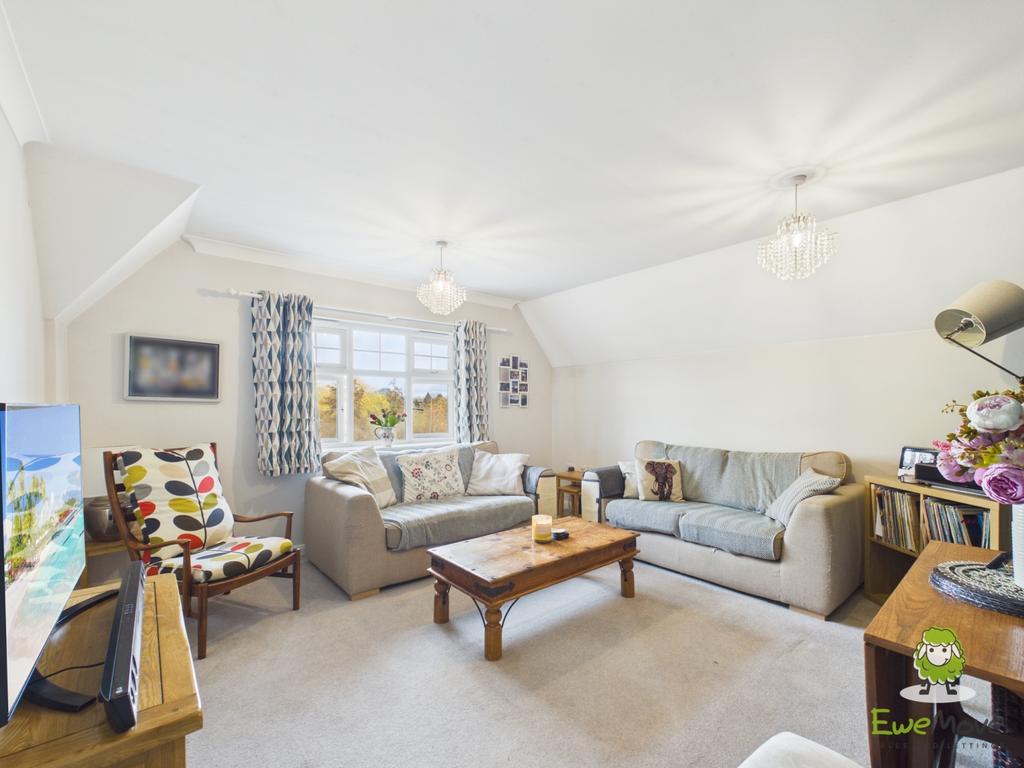 Ewe Move Estate Agents Basingstoke - Elder House