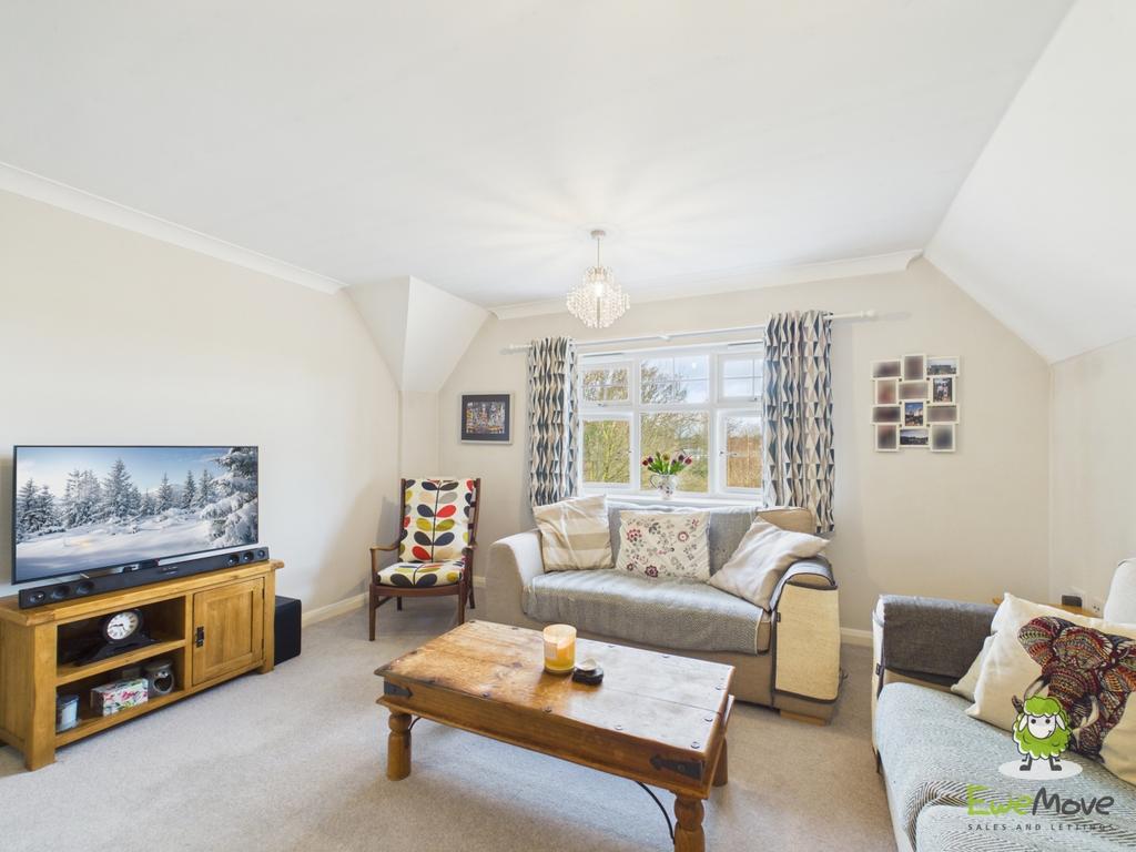 Ewe Move Estate Agents Basingstoke - Elder House