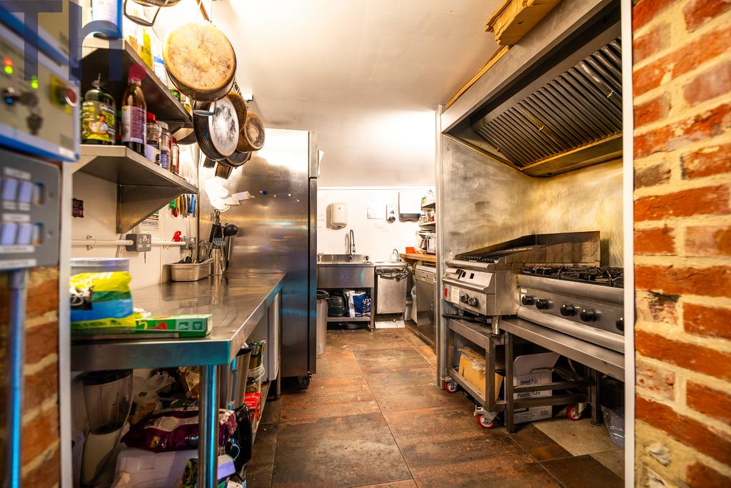 Amarcord Kitchen