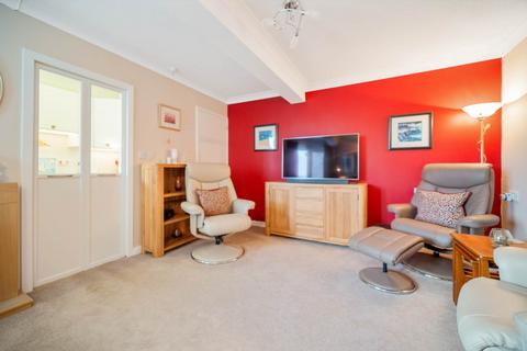 undefined, Elphinstone Court, Kilmacolm