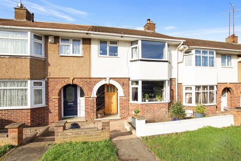 3 bedroom terraced house for sale, Fairway, Northampton NN2