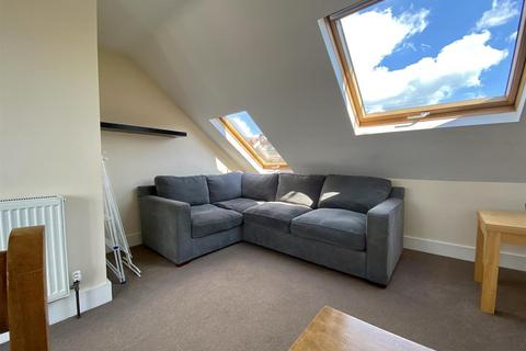 4 bedroom terraced house to rent, Whichelo Place, Brighton, East Sussex