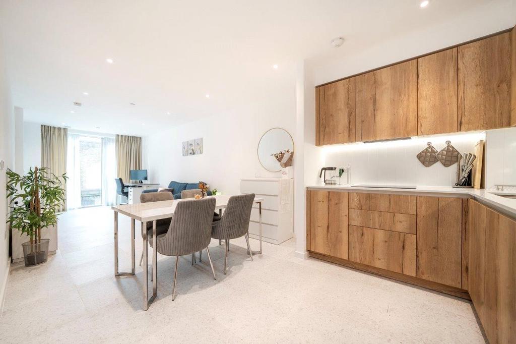 Living Area/Kitchen